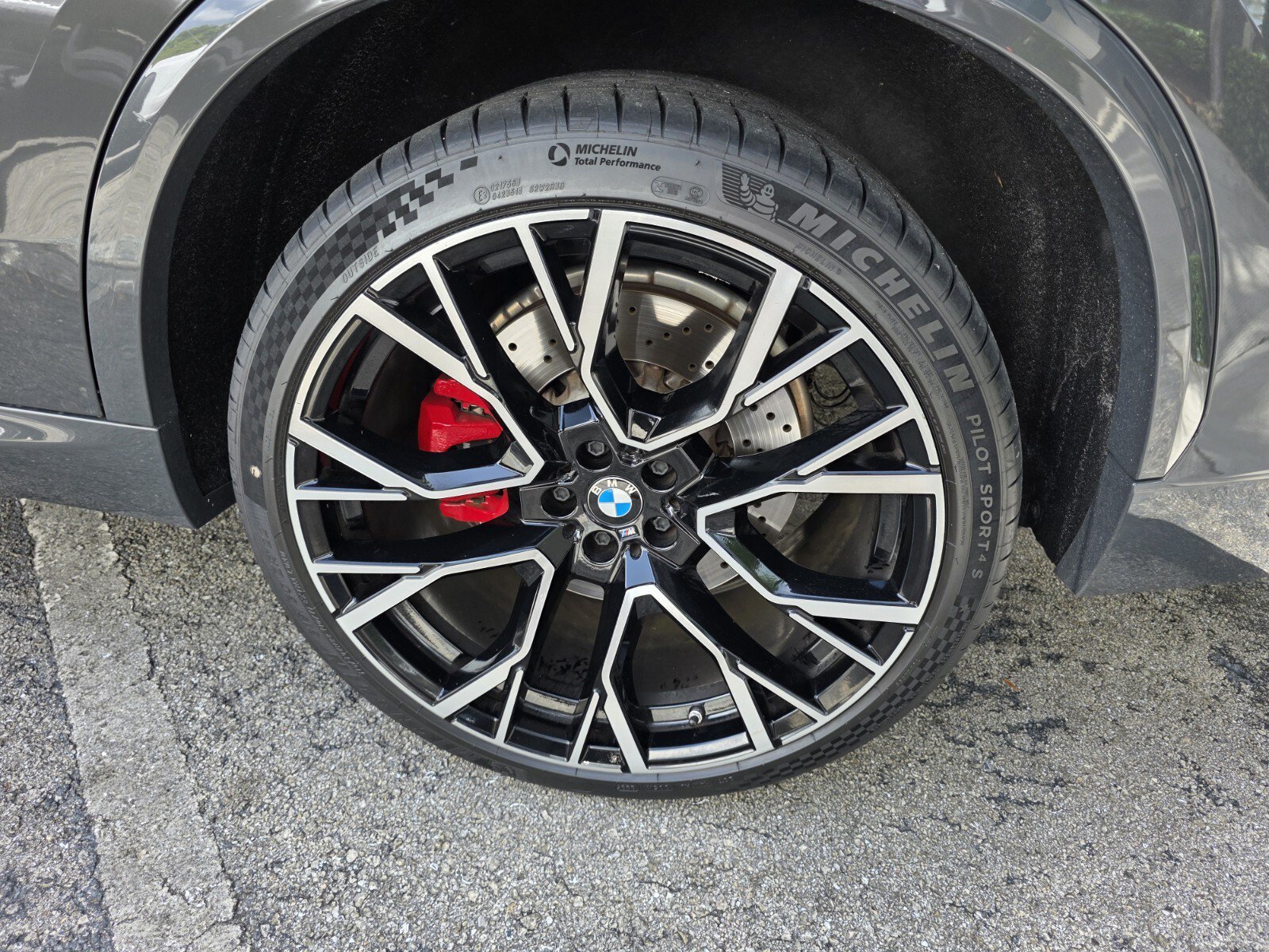 Used 2024 Dravit Grey Metallic BMW Competition image 17
