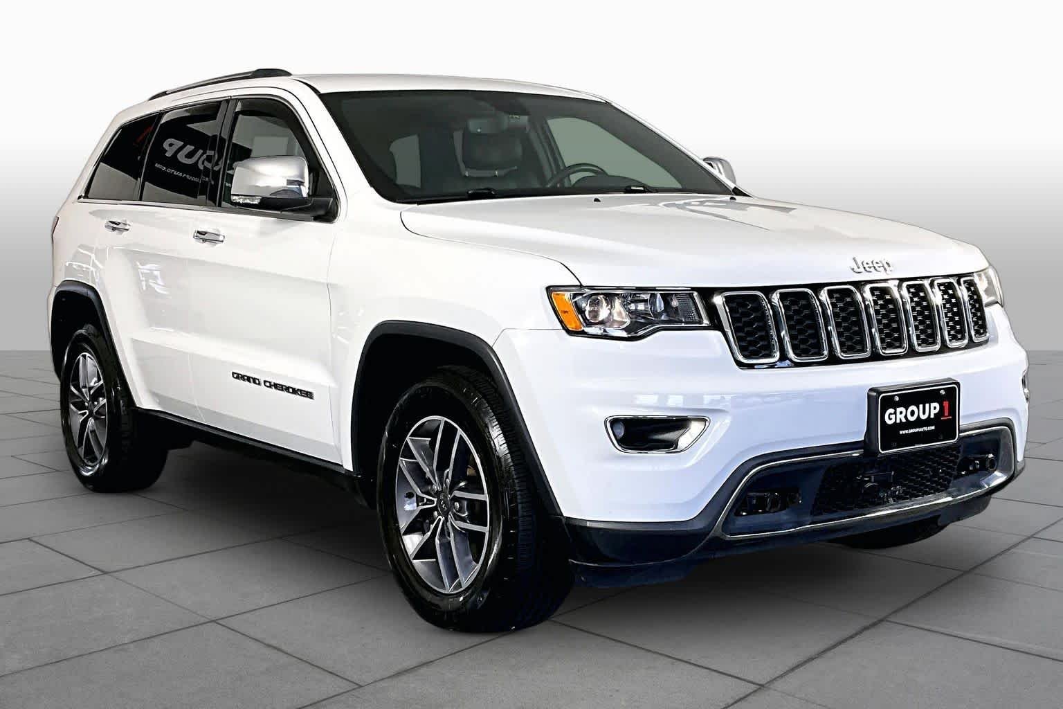 Used 2019 Bright White Clearcoat Jeep Limited image 3