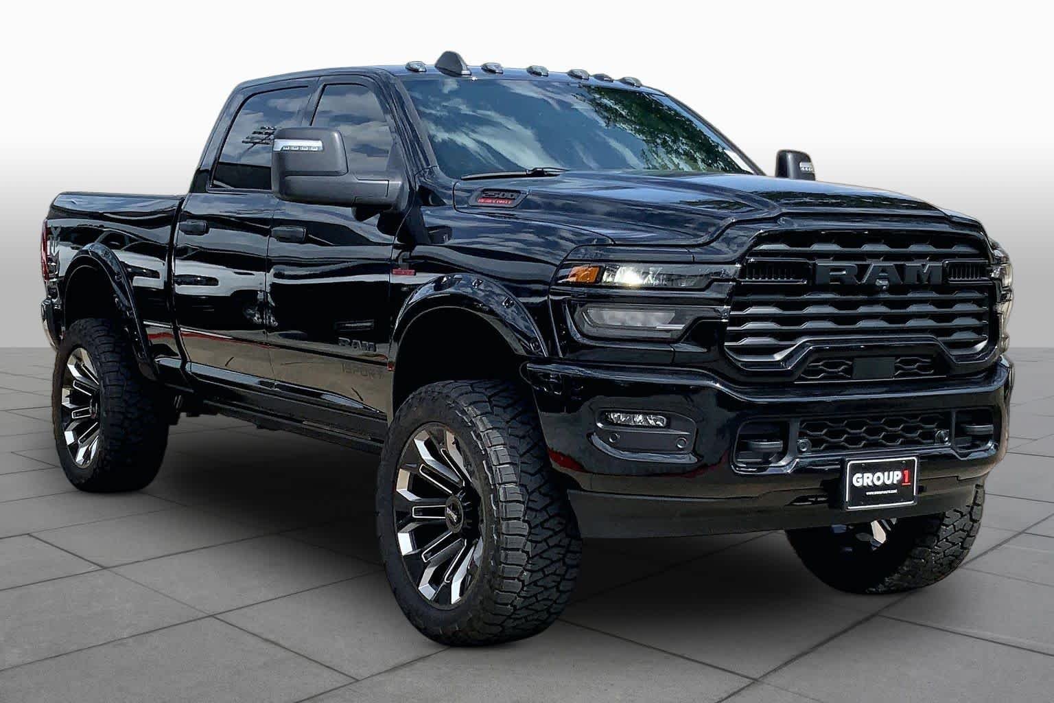New 2026 Diamond Black Crystal Pearl-Coat Exterior Paint RAM Big Horn image 2