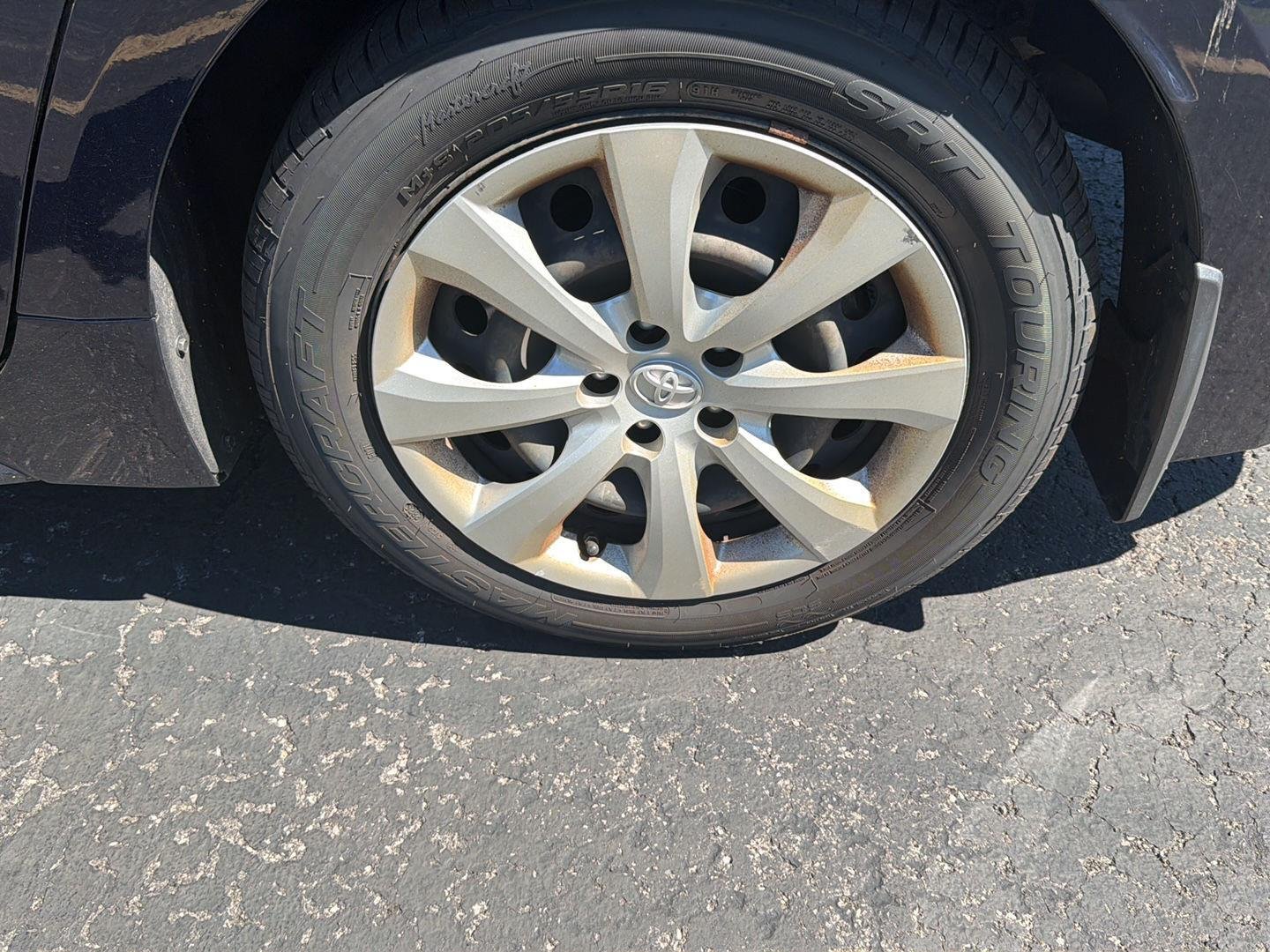 Used 2021 Blueprint Toyota LE image 10