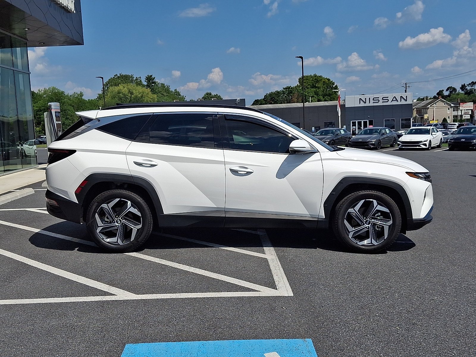Certified Used 2024 White Pearl Hyundai Limited image 7