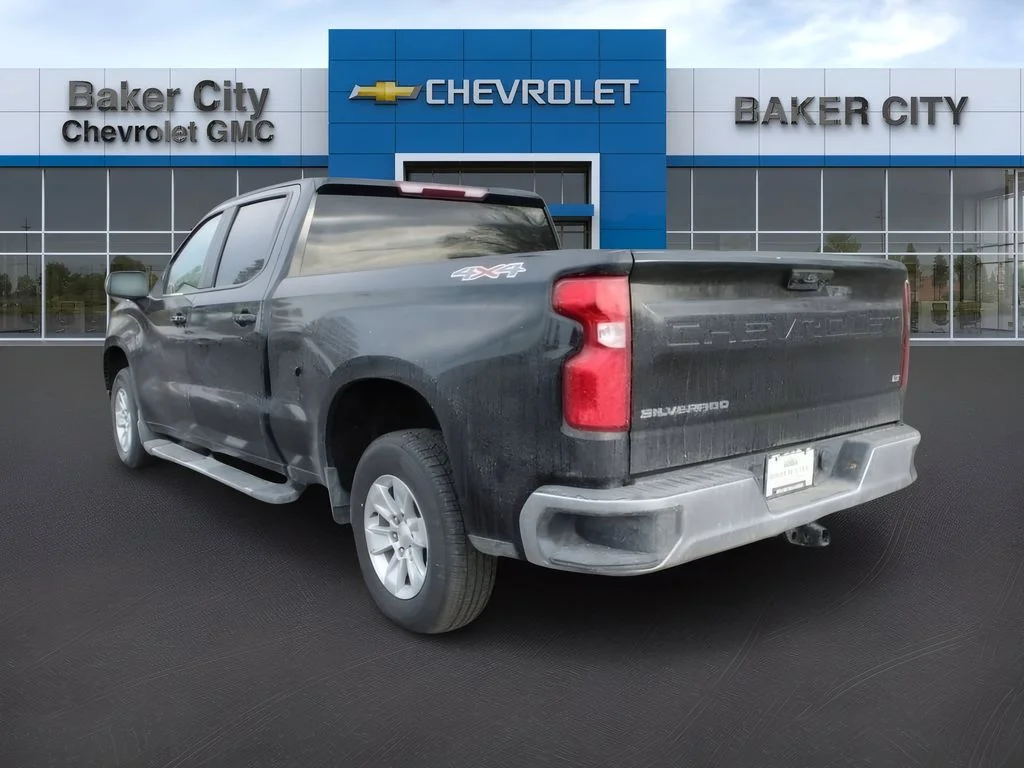 2023 Chevrolet Silverado 1500 LT - Photo 9