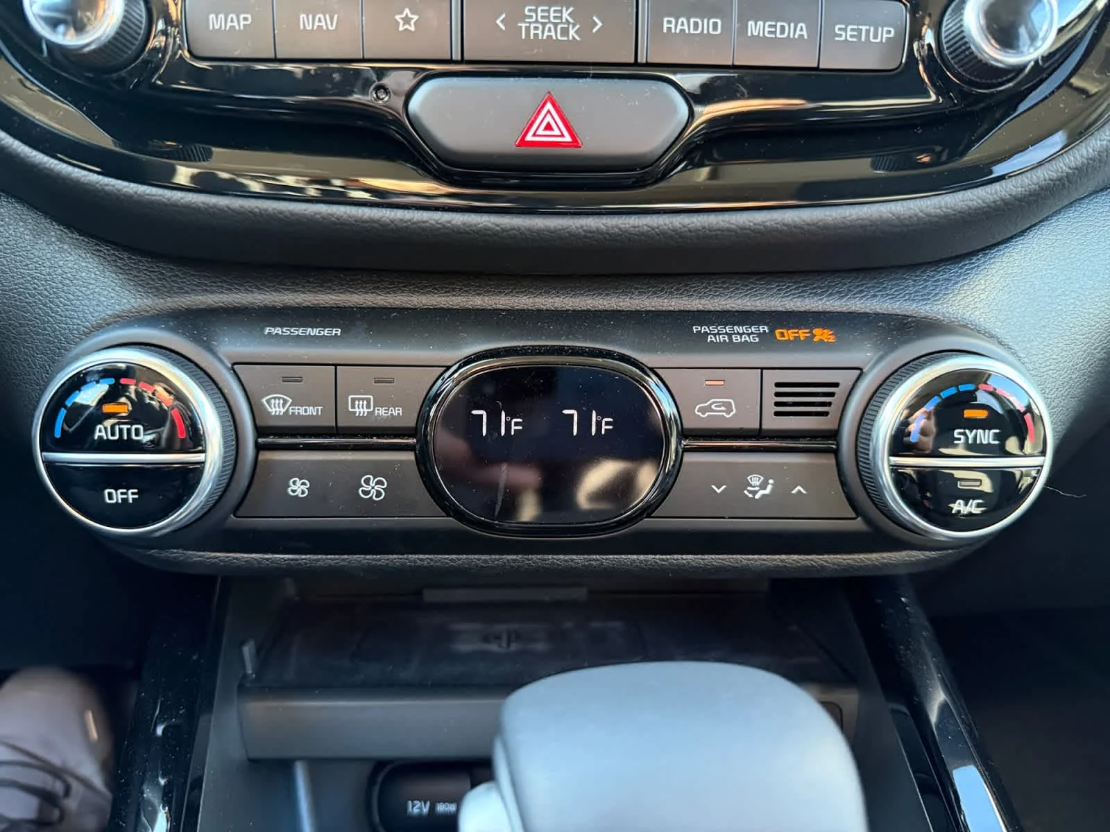 Used 2025 Steel Gray Kia EX image 17