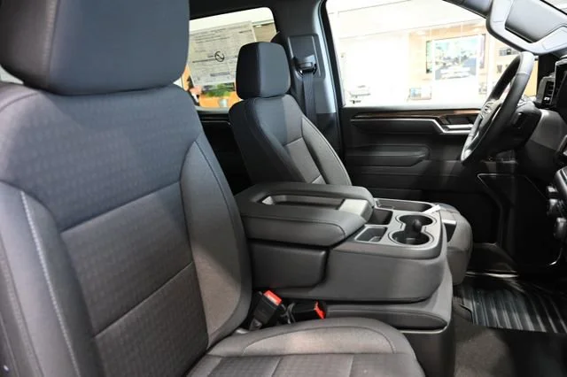 2026 Chevrolet Silverado 1500 LT - Photo 9