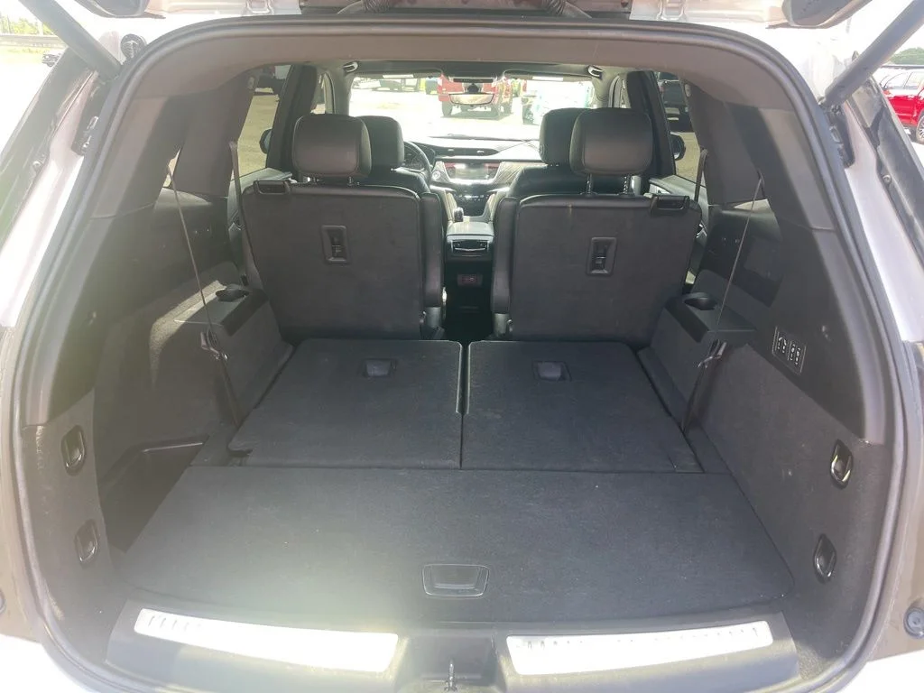 Used 2023 White Cadillac Premium Luxury image 14