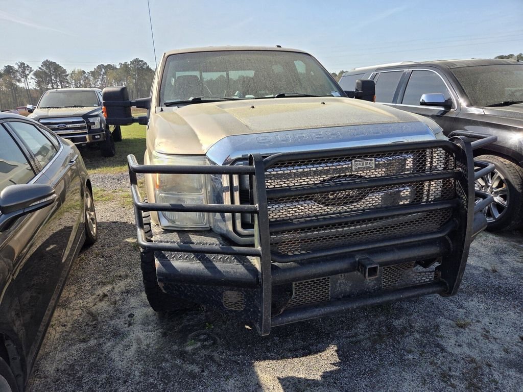 Used 2011  Ford Lariat image 4