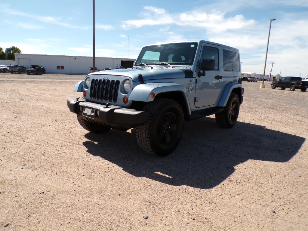 Used 2012 Grey Jeep Arctic image 1