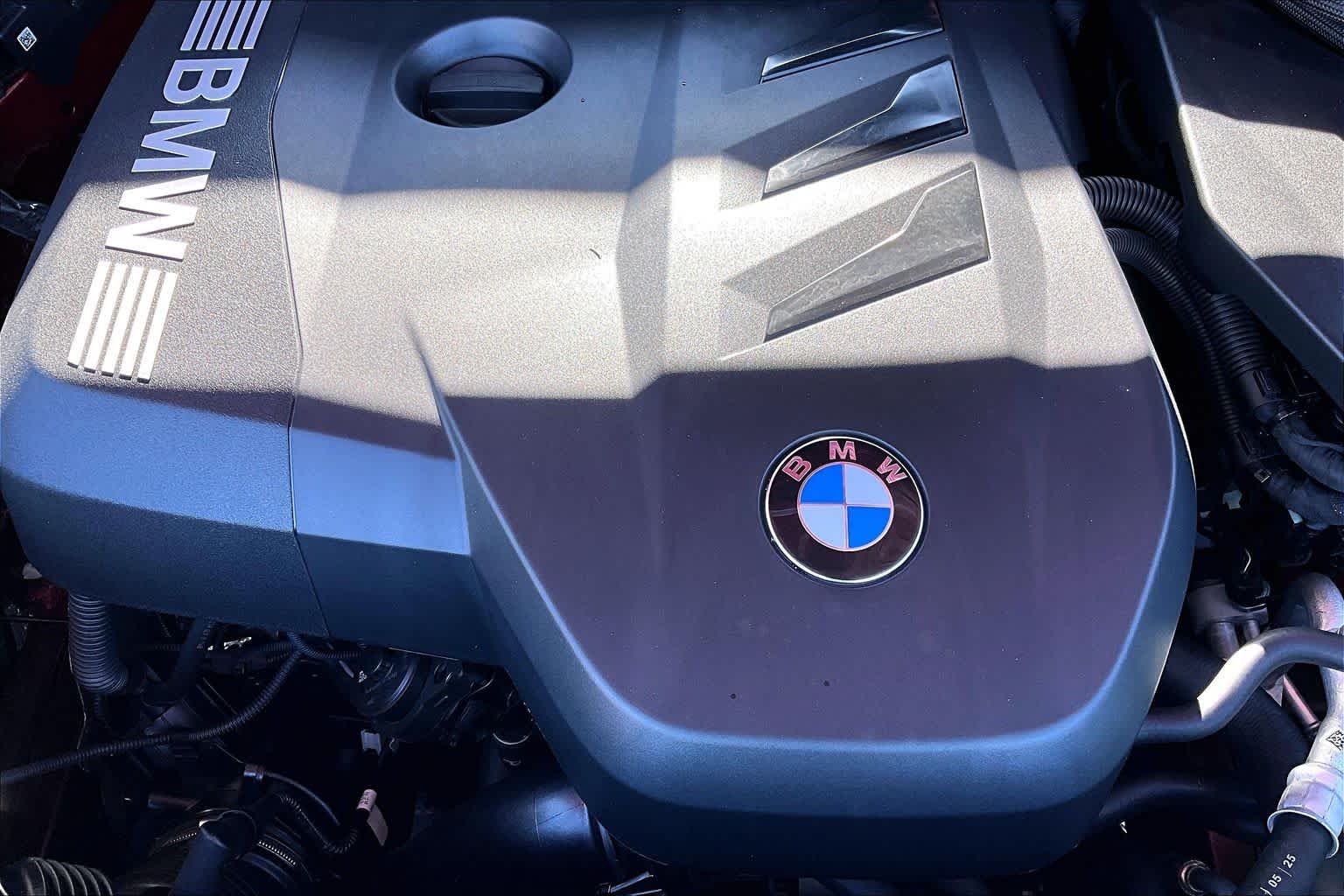 Used 2026 Vegas Red Metallic BMW 30 xDrive image 17