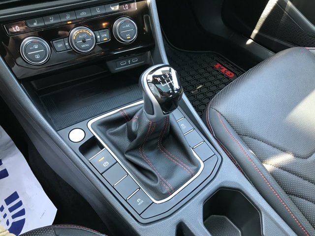 Certified Used 2024 Deep Black Pearl Volkswagen Autobahn image 23