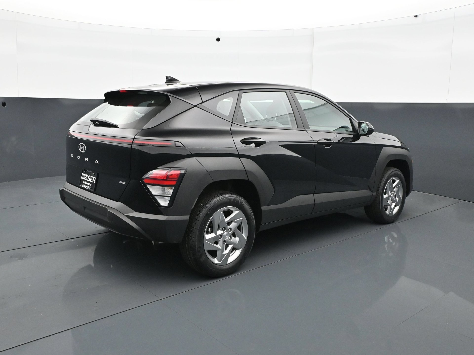 2024 Hyundai Kona SE - Photo 7
