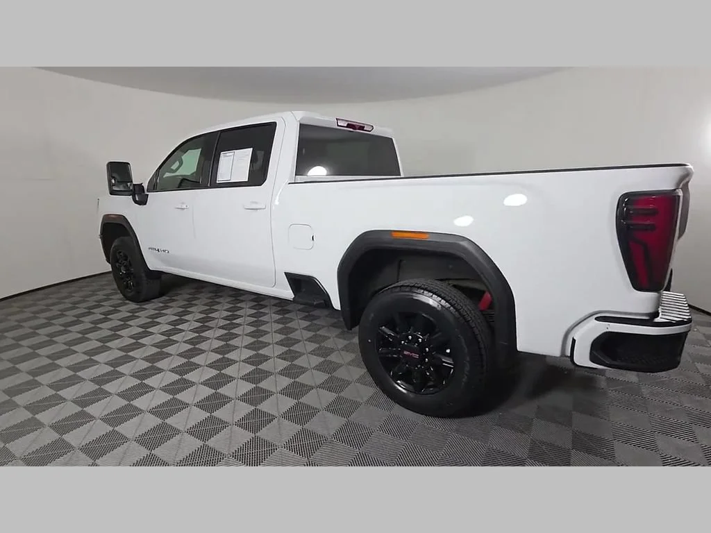 Used 2025 Summit White GMC AT4 image 45