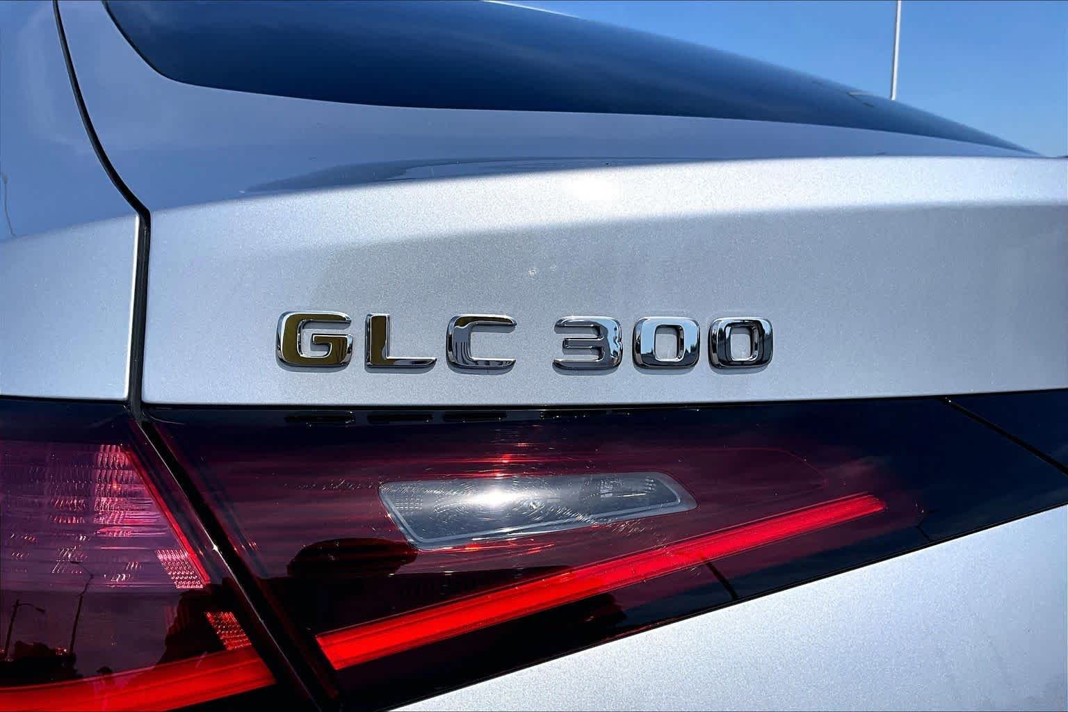 Used 2024 Cirrus Silver Metallic Mercedes-Benz GLC 300 image 10