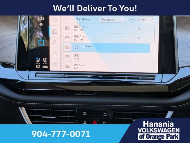 New 2026 Silver Volkswagen 2.0T SE w/Technology image 14