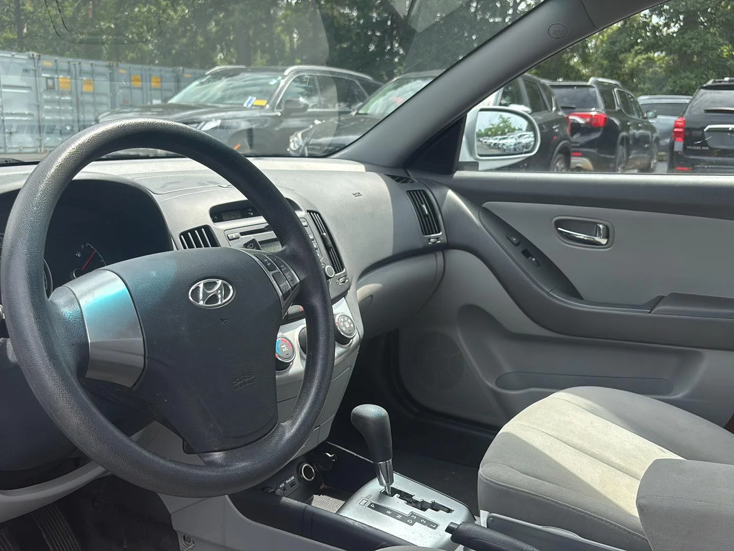 Used 2010 Quicksilver Metallic Hyundai GLS PZEV image 7