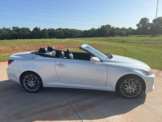 Used 2010 White Lexus 350 C image 4