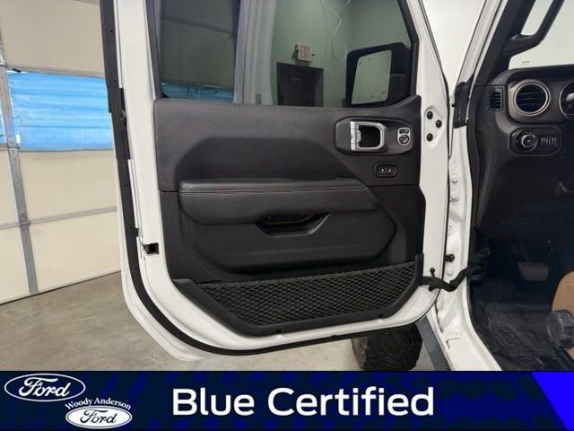 Certified Used 2020 Bright White Clearcoat Jeep Unlimited Rubicon image 20