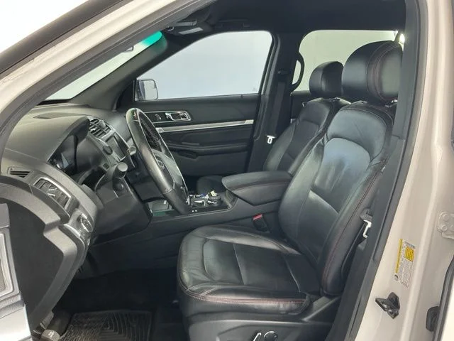 Used 2016 White Ford Sport image 10