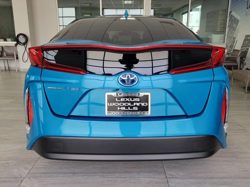 Used 2019 Blue Magnetism TOYOTA PREMIUM image 4