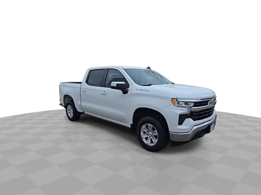 Used 2023 Summit White Chevrolet LT image 2