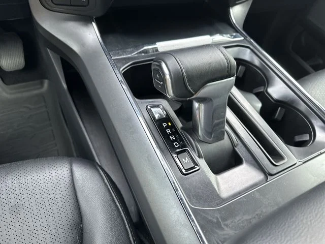 Used 2025 White Ford Lariat image 21