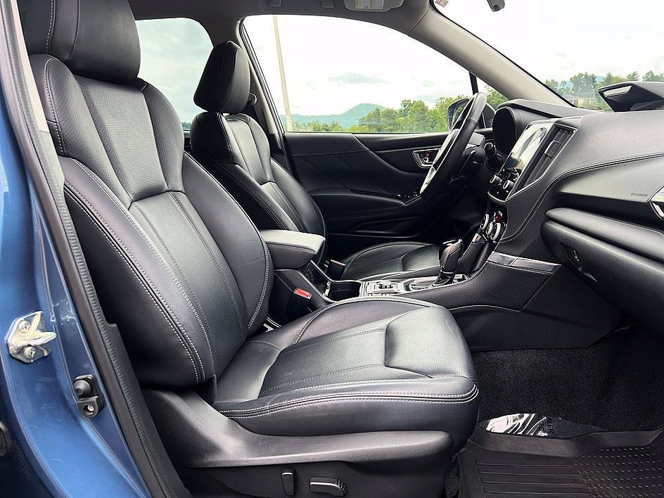 Used 2022 Horizon Blue Pearl Subaru Touring image 20