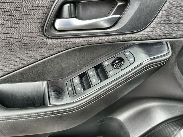 Used 2023 Silver Nissan SV image 16