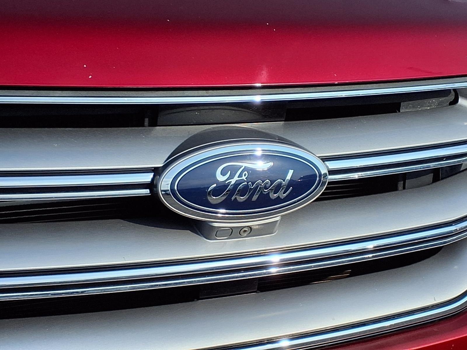 Used 2016  FORD TITAN image 13