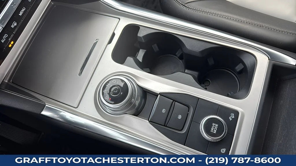 Used 2023 Gray Ford XLT image 16