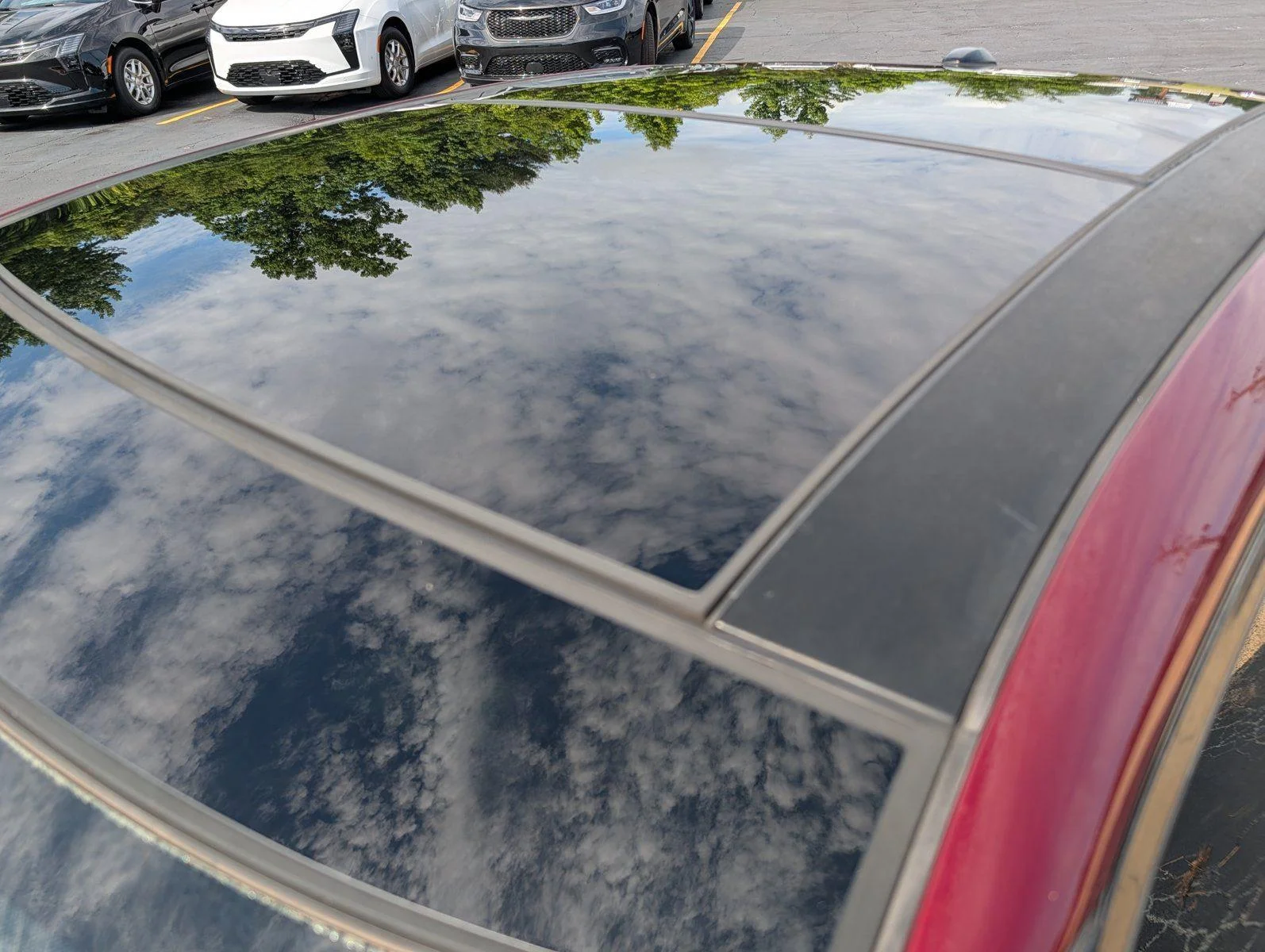 Used 2019 Super Black Nissan Platinum image 36