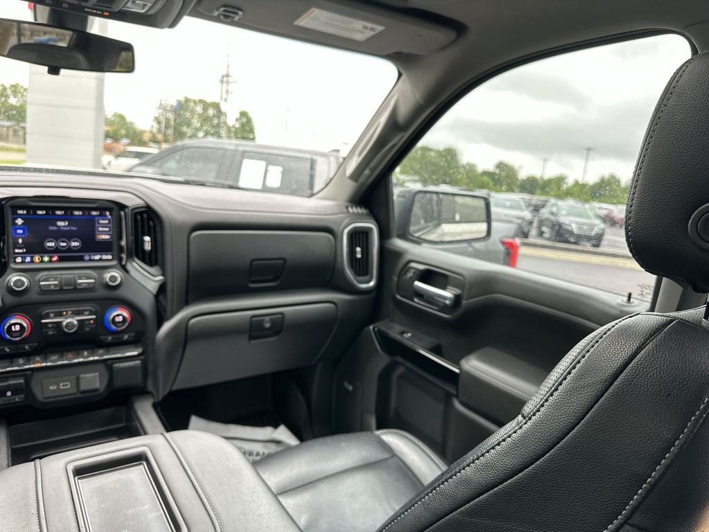 Used 2020 Silver Chevrolet RST image 11