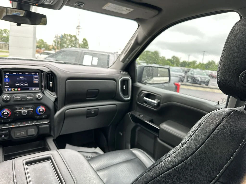 Used 2020 Silver Chevrolet RST image 11