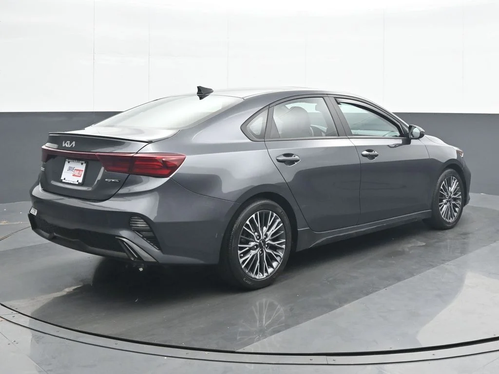 Used 2023 Gray Kia GT-Line image 6