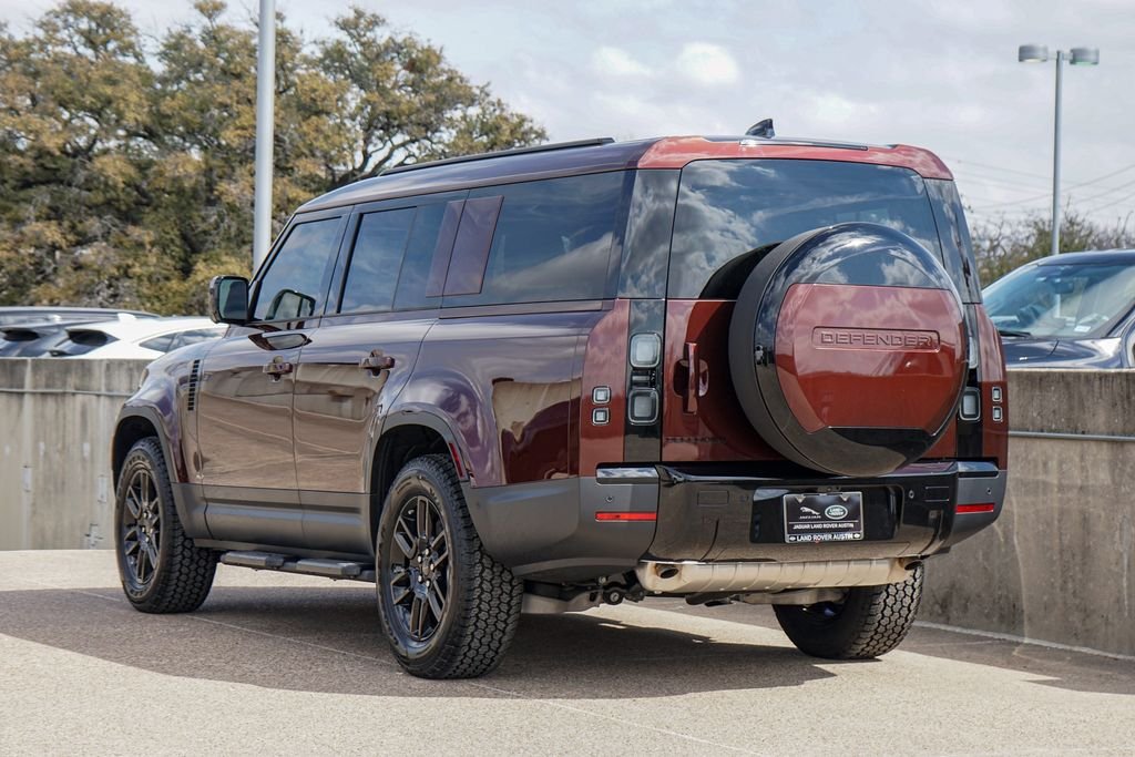 New 2026 Sedona Red Metallic Land Rover S image 8