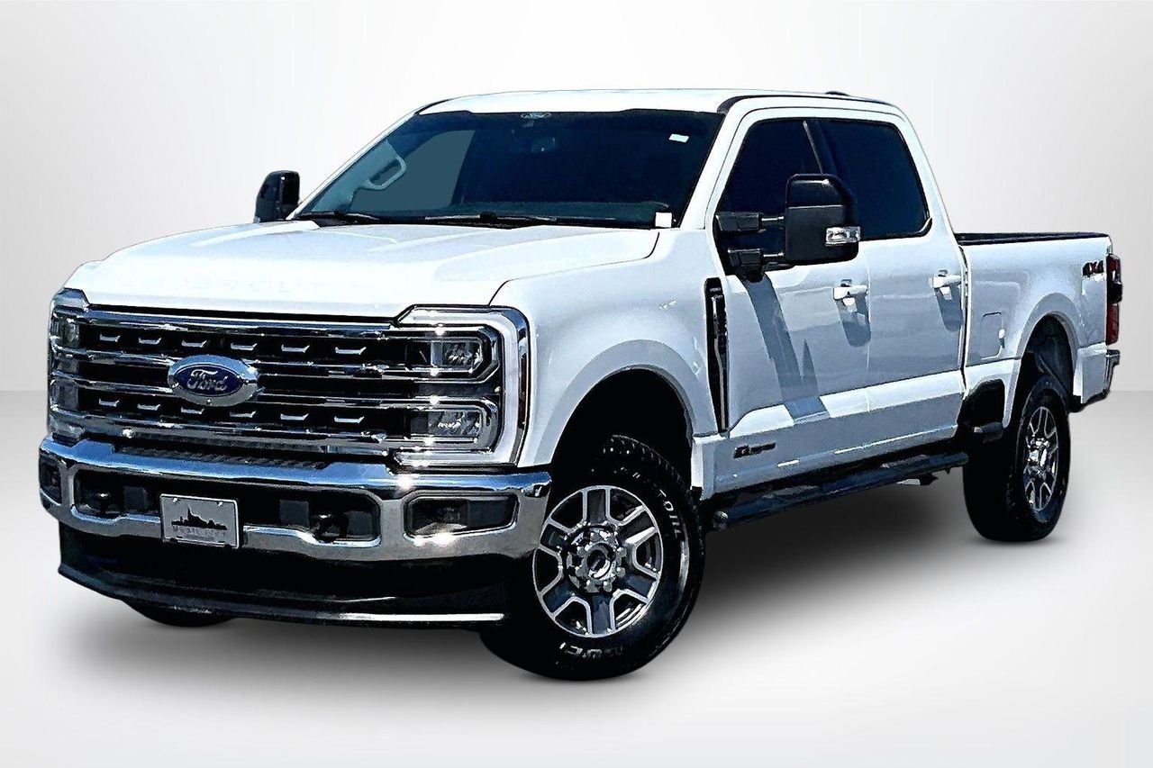 Used 2025 OXFORD WHITE Ford LARIAT image 3