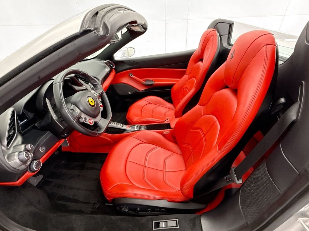 Used 2018 Argento Nurburgring Ferrari  image 26