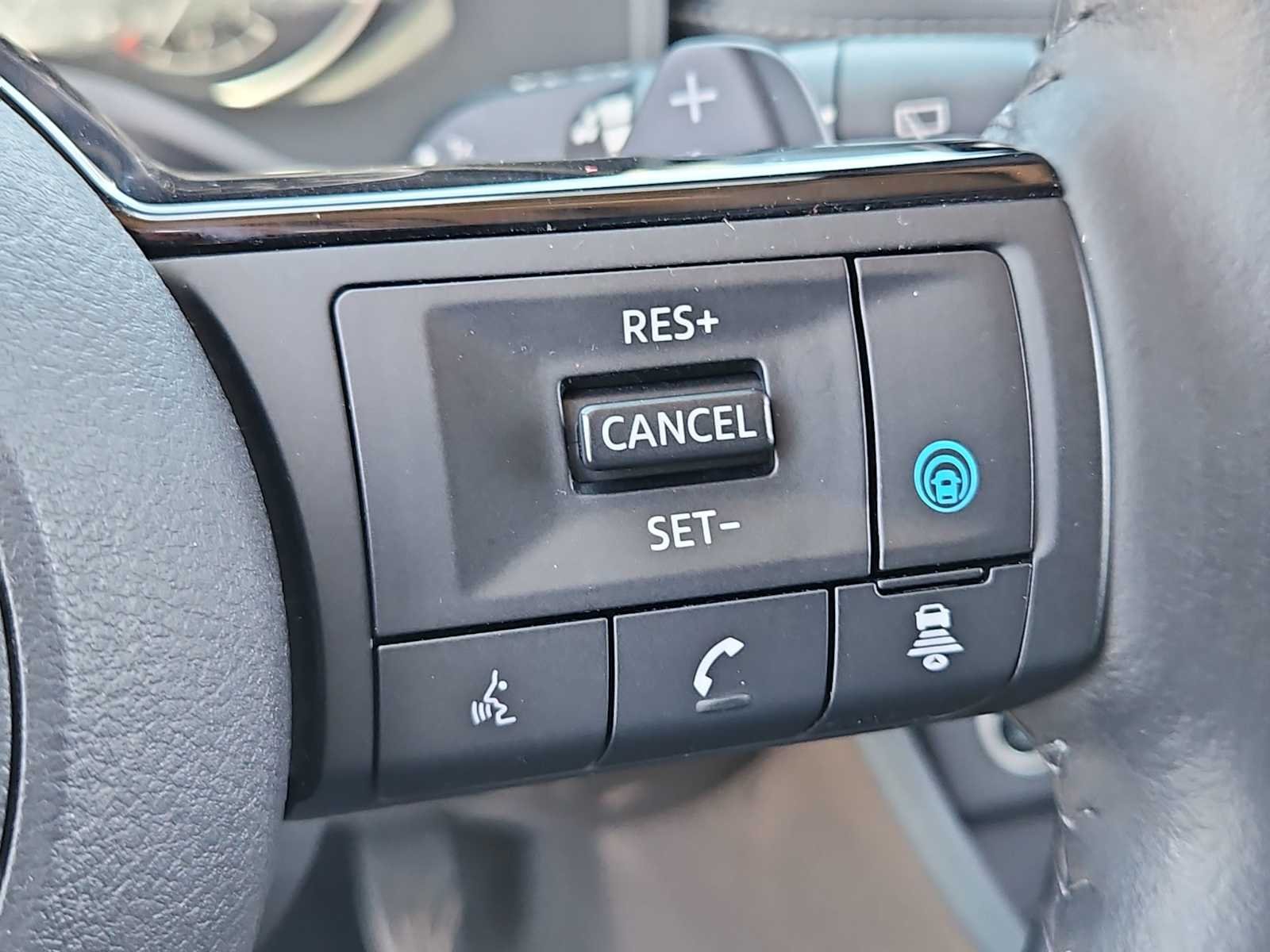 Used 2023 Boulder Gray Pearl/Super Black Nissan SV image 24