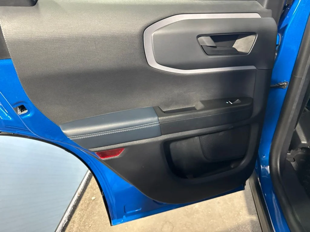 Used 2022 Blue Ford Outer Banks image 26
