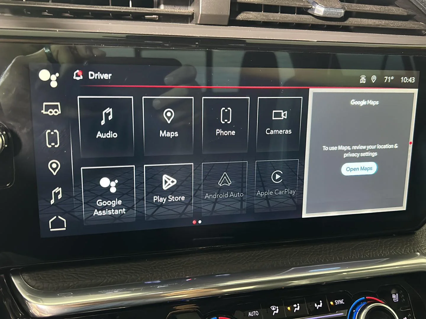 Used 2023 White Frost Tricoat GMC Denali image 19