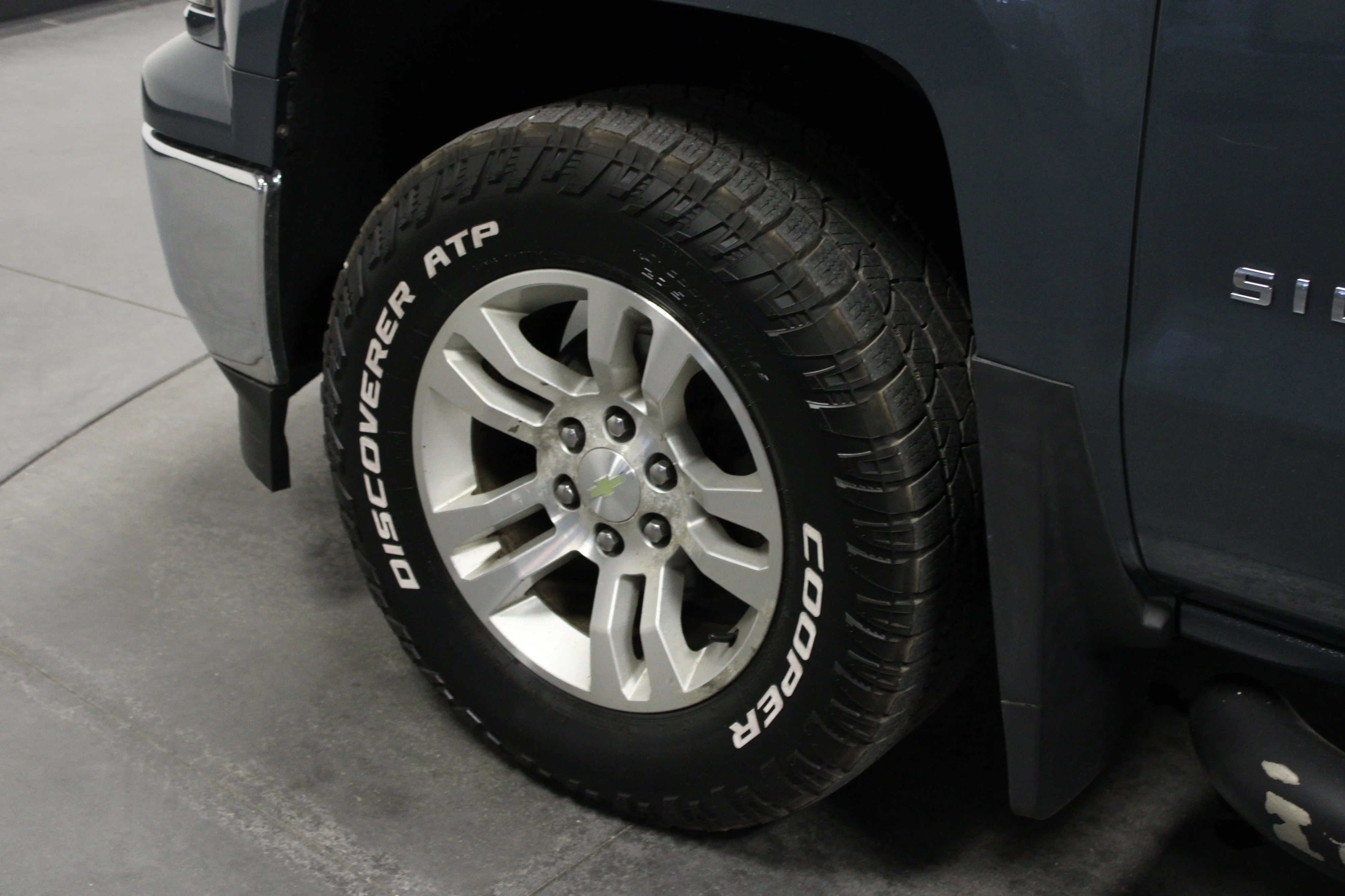 Used 2014 Blue Granite Metallic Chevrolet LT image 10