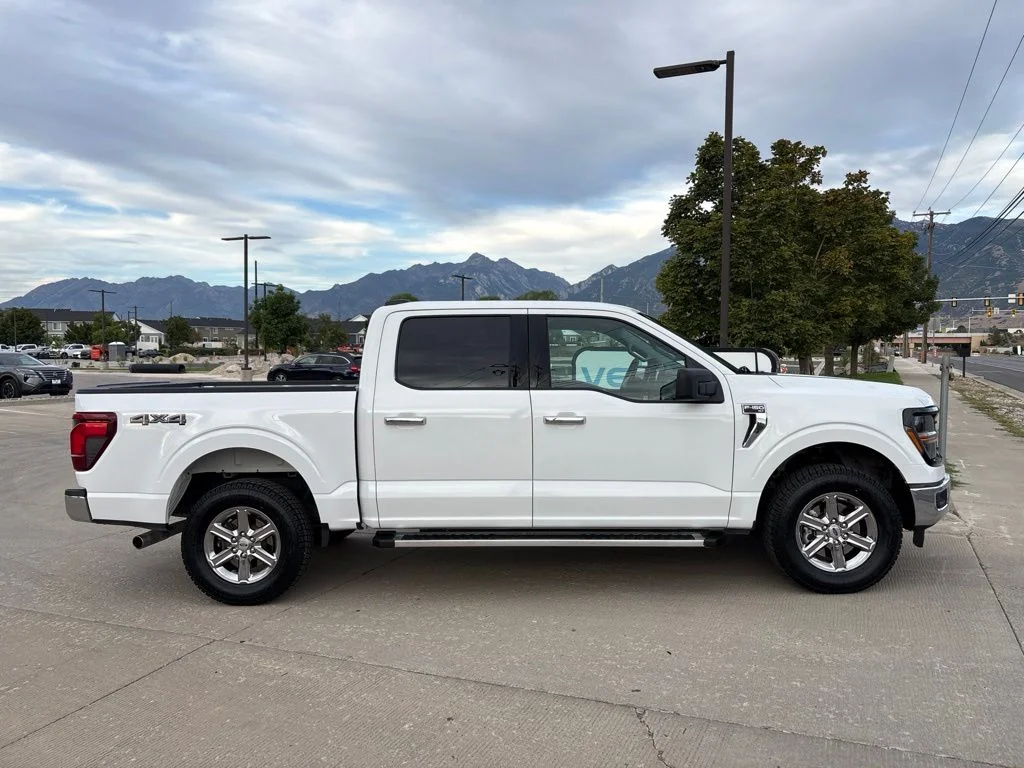 Used 2025 White Ford XLT image 3