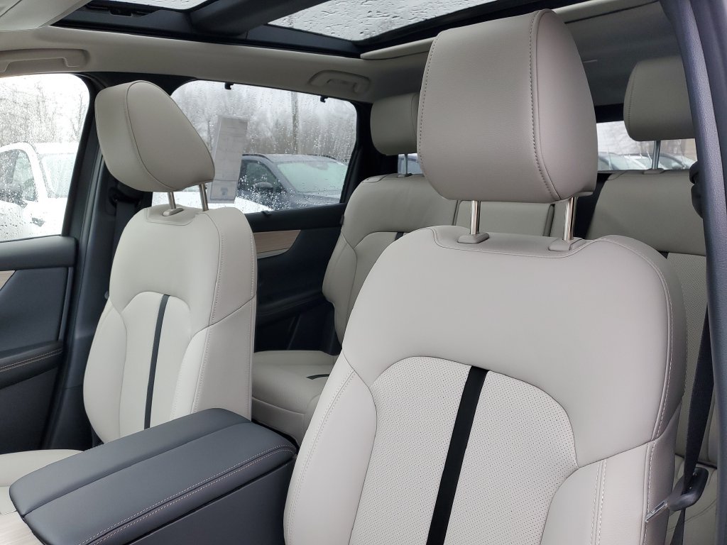 2026 Mazda CX-90 Premium Package - Photo 13