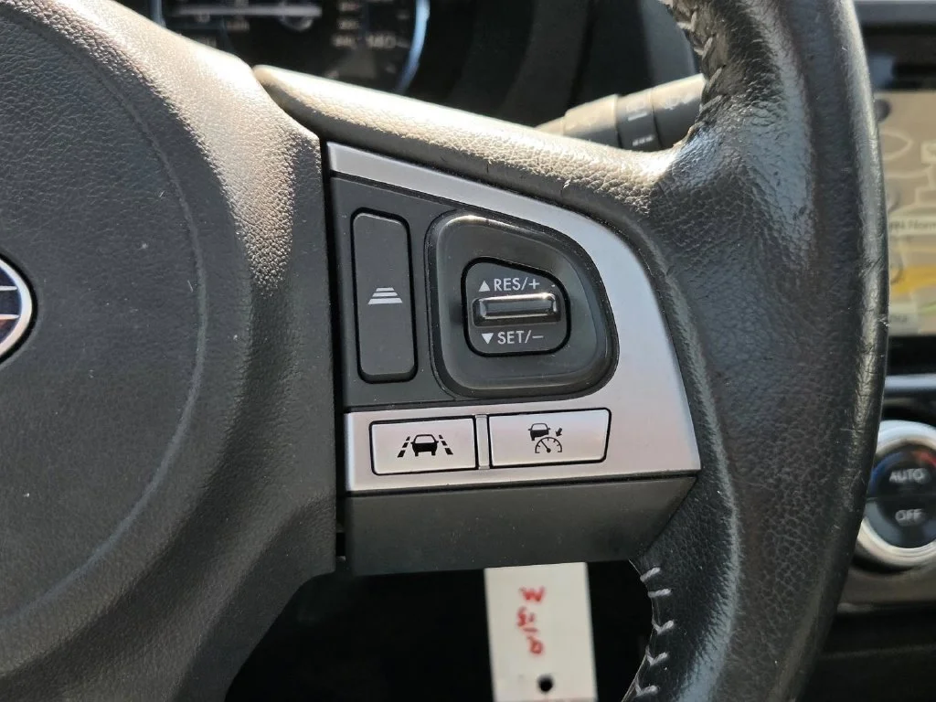 Used 2017 Silver Subaru 2.5i Limited image 30