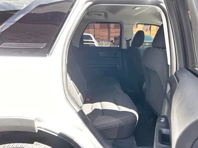 Used 2022 White Ford Base image 18