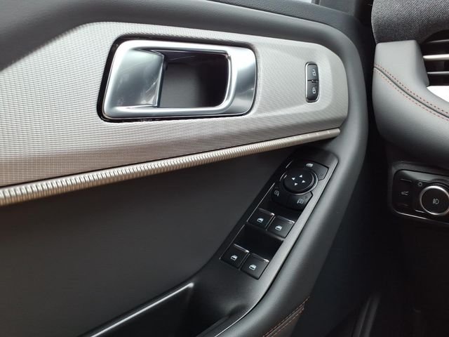 New 2026 Carbonized Gray Metallic Ford Active image 24