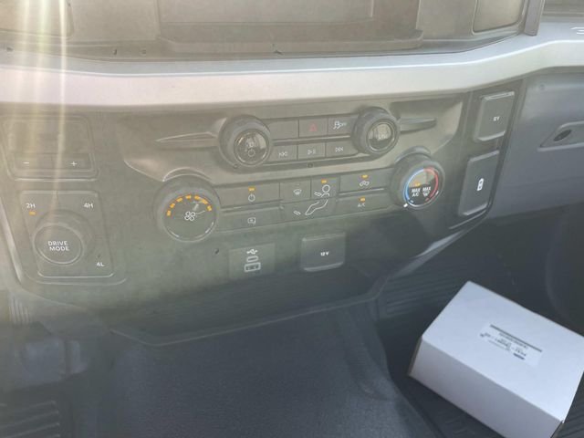 New 2026 Oxford White Ford F-450® XL image 8