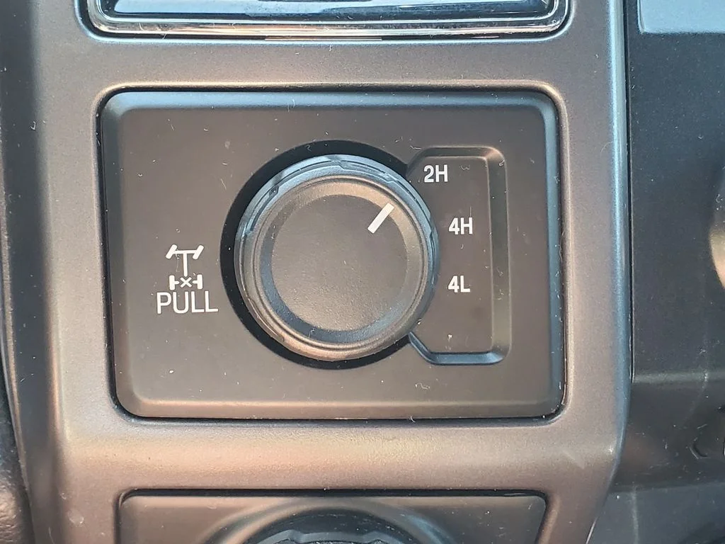 Used 2018 Black Ford  image 12