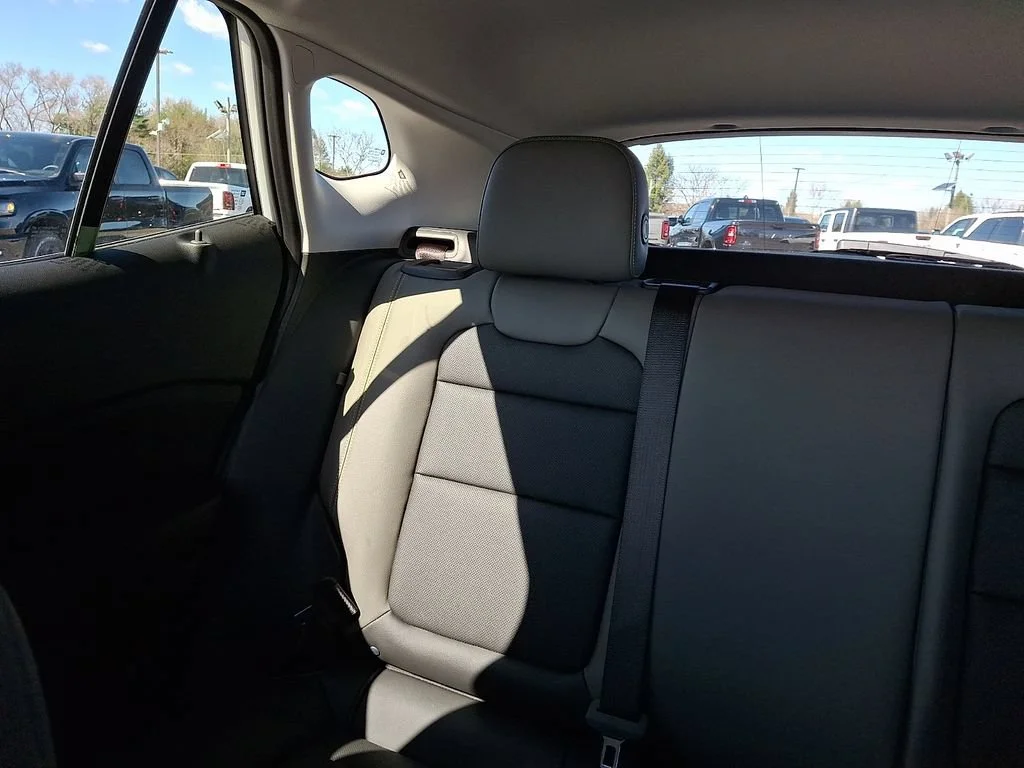 New 2026 Summit White Chevrolet ACTIV image 13