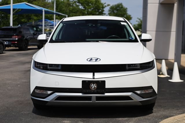 Used 2023 Atlas White Hyundai SEL image 13