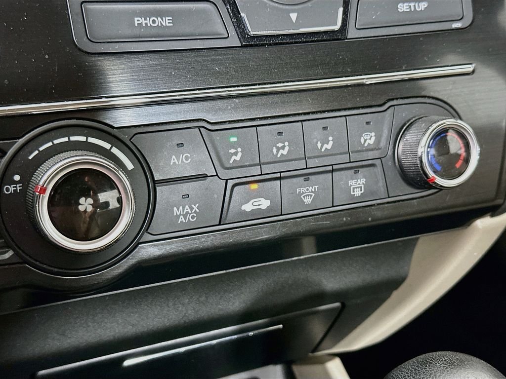 Used 2013  Honda LX image 16