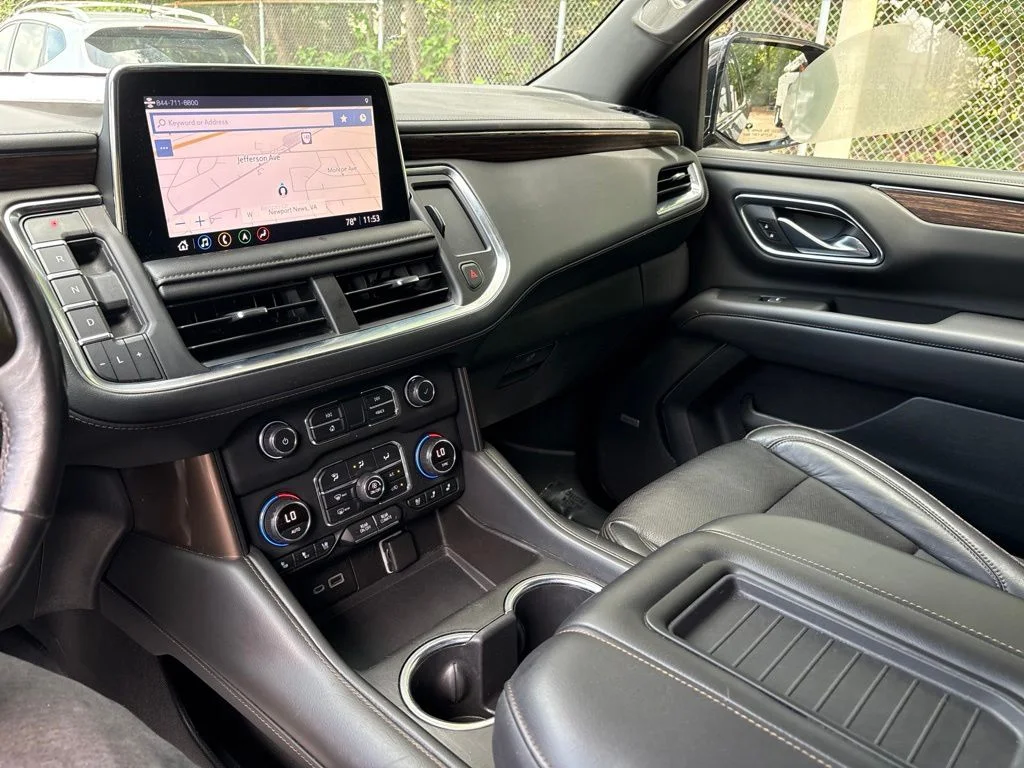 Used 2021 Black Chevrolet High Country image 17